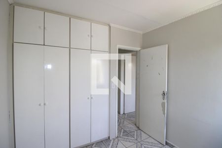 Quarto 1 de apartamento para alugar com 2 quartos, 70m² em Parque Paineiras, São Paulo