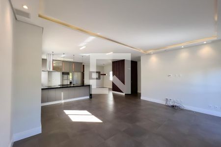 Sala de casa de condomínio à venda com 3 quartos, 325m² em Loteamento Residencial Fazenda São José, Valinhos
