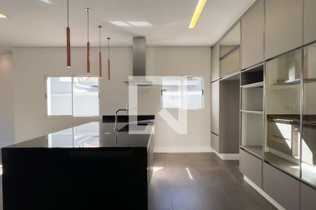 Cozinha de casa de condomínio à venda com 3 quartos, 325m² em Loteamento Residencial Fazenda São José, Valinhos