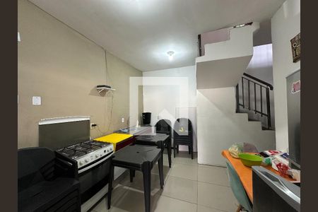 Sala/Cozinha de casa para alugar com 2 quartos, 114m² em Jacareí, Jacareí