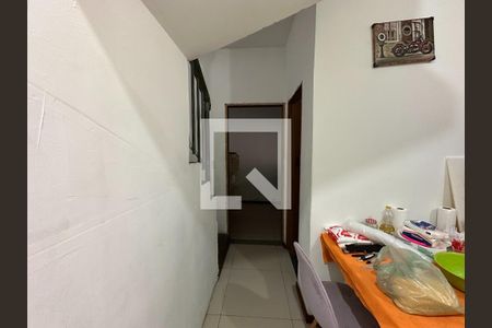 Corredor de casa para alugar com 2 quartos, 114m² em Jacareí, Jacareí