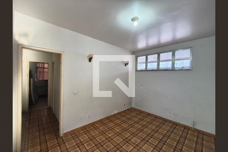 Sala de casa à venda com 3 quartos, 216m² em Taquara, Rio de Janeiro
