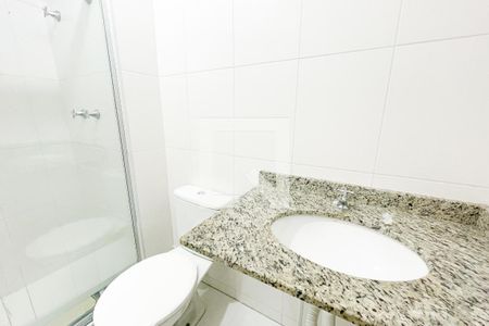 Banheiro de apartamento para alugar com 2 quartos, 59m² em Freguesia do Ó, São Paulo
