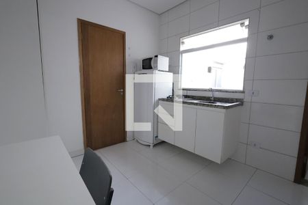Quarto, Sala, Cozinha de apartamento para alugar com 1 quarto, 15m² em Vila Sao Pedro, Santo André