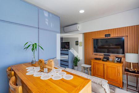 Sala/Cozinha de kitnet/studio à venda com 1 quarto, 50m² em Campo Belo, São Paulo