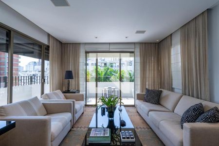Apartamento à venda com 3 quartos, 271m² em Vila Morumbi, São Paulo