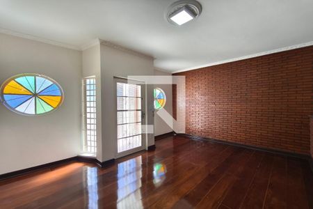 Sala de casa para alugar com 3 quartos, 250m² em Vila Proost de Souza, Campinas