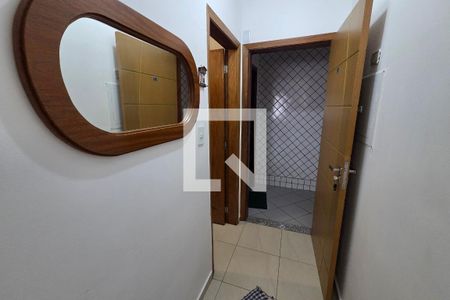 Sala de apartamento para alugar com 1 quarto, 64m² em Canto do Forte, Praia Grande
