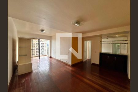 Sala de apartamento à venda com 3 quartos, 112m² em Barra da Tijuca, Rio de Janeiro