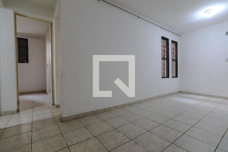 Sala de apartamento para alugar com 2 quartos, 40m² em Jardim Marica, Mogi das Cruzes
