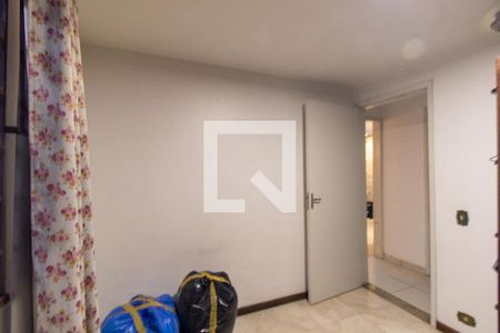 Quarto 1 de casa à venda com 4 quartos, 190m² em Cajuru, Curitiba