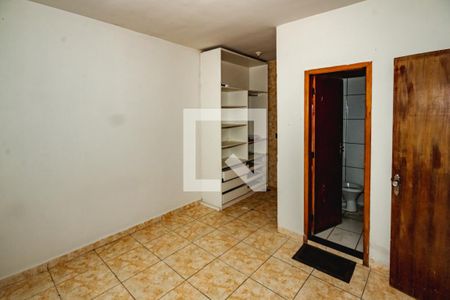 Suíte  de casa à venda com 2 quartos, 350m² em Jardim Felicidade, Belo Horizonte