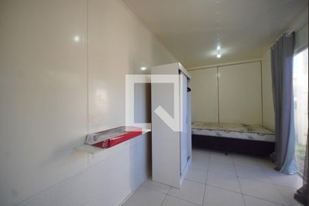 Sala/Quarto de kitnet/studio para alugar com 1 quarto, 15m² em Balneario, Florianópolis
