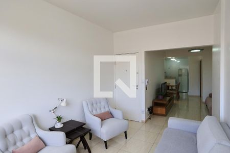 Sala de apartamento para alugar com 3 quartos, 100m² em Centro, Belo Horizonte