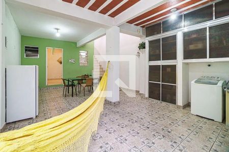Casa à venda com 3 quartos, 130m² em Jardim Nosso Lar, São Paulo