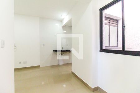 Sala/Cozinha de apartamento para alugar com 2 quartos, 33m² em Vila Brasil, São Paulo