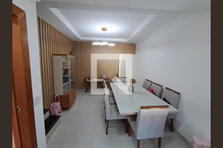 Casa à venda com 4 quartos, 200m² em Alvorada, Contagem
