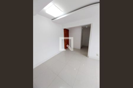 Sala de apartamento à venda com 2 quartos, 60m² em São Lourenço, Niterói