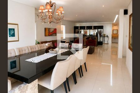 Casa à venda com 6 quartos, 560m² em Vila Mariana, São Paulo