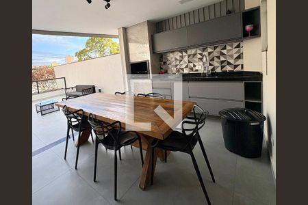 Casa à venda com 3 quartos, 230m² em Jardim Tres Marias, São Bernardo do Campo