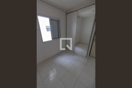 QUARTO 1 de apartamento para alugar com 2 quartos, 55m² em Jardim Chapadão, Campinas