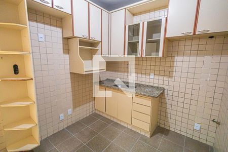 cozinha de casa de condomínio para alugar com 4 quartos, 130m² em Dona Clara, Belo Horizonte