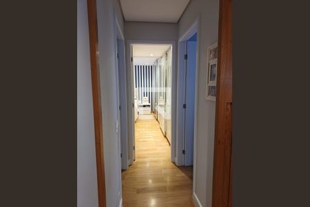 Corredor de apartamento à venda com 3 quartos, 143m² em Vila Mariana, São Paulo