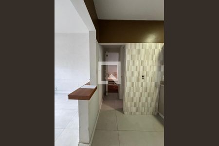 Sala de casa de condomínio à venda com 3 quartos, 90m² em São Francisco Xavier, Rio de Janeiro