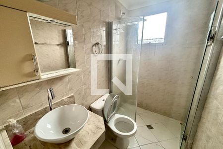Banheiro de apartamento para alugar com 2 quartos, 53m² em Jardim Gonzaga, São Paulo