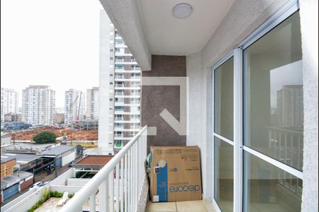 Varanda da Sala de apartamento à venda com 2 quartos, 47m² em Vila das Bandeiras, Guarulhos