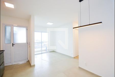 Sala de apartamento à venda com 2 quartos, 47m² em Vila das Bandeiras, Guarulhos
