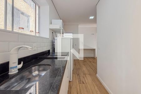 Cozinha e Área de Serviço de apartamento para alugar com 1 quarto, 29m² em Aclimação, São Paulo