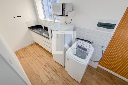 Cozinha e Área de Serviço de apartamento para alugar com 1 quarto, 29m² em Aclimação, São Paulo