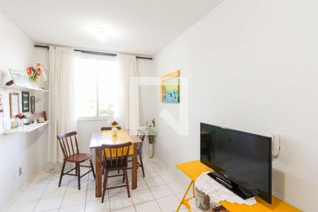 Sala de apartamento para alugar com 2 quartos, 48m² em Mato Grande, Canoas