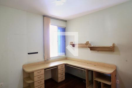 Quarto 1 de apartamento à venda com 3 quartos, 122m² em Sagrada Família, Belo Horizonte