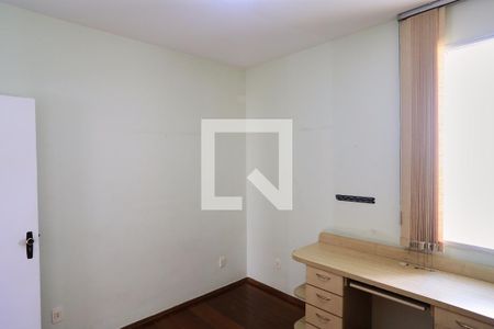 Quarto 1 de apartamento à venda com 3 quartos, 122m² em Sagrada Família, Belo Horizonte