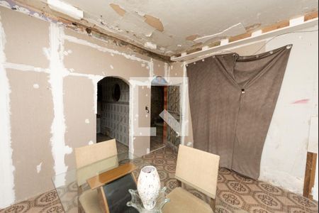 Sala de casa à venda com 2 quartos, 360m² em Araguaia, Belo Horizonte