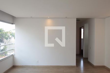 Sala de apartamento à venda com 2 quartos, 70m² em Alípio de Melo, Belo Horizonte