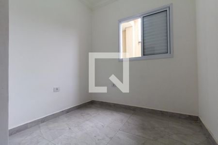 Quarto 2 de apartamento para alugar com 2 quartos, 40m² em Vila Dalila, São Paulo