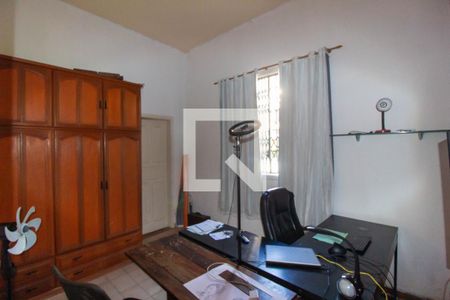 Quarto 2 de casa à venda com 3 quartos, 800m² em Fonseca, Niterói