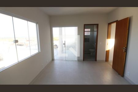 Casa de Condomínio para alugar com 4 quartos, 100m² em Ogiva, Cabo Frio