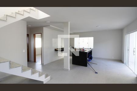Casa de Condomínio para alugar com 4 quartos, 100m² em Ogiva, Cabo Frio