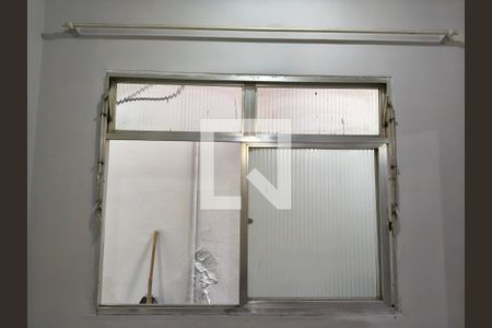 Sala de casa de condomínio para alugar com 1 quarto, 75m² em Taquara, Rio de Janeiro