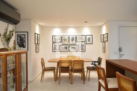 Sala de apartamento para alugar com 2 quartos, 73m² em Vila Mariana, São Paulo