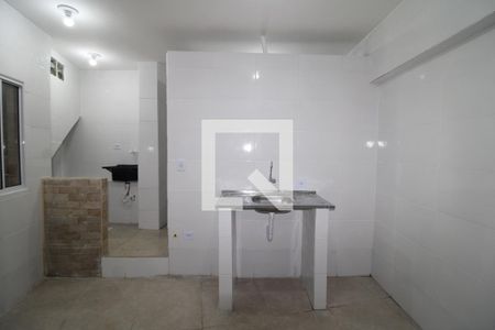 Sala / Cozinha de apartamento para alugar com 1 quarto, 24m² em Sítio do Mandaqui, São Paulo