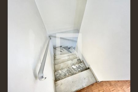 Escada de casa à venda com 4 quartos, 142m² em Santana, São Paulo