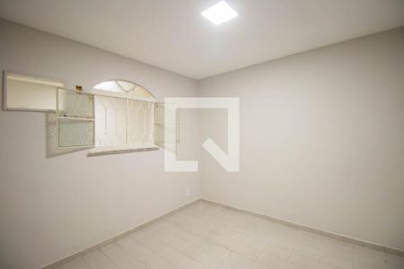 Quarto 1 de casa para alugar com 2 quartos, 53m² em Colubandê, São Gonçalo