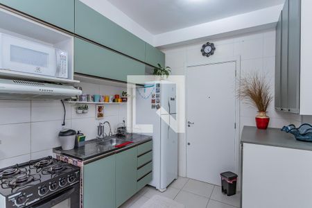 Sala, cozinha e área de serviço de apartamento para alugar com 2 quartos, 34m² em Jardim Iris, São Paulo
