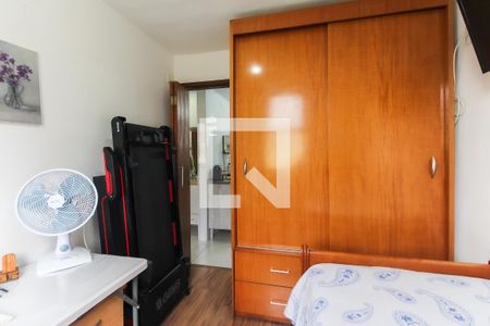 Quarto 2 de apartamento à venda com 3 quartos, 56m² em Conjunto Residencial José Bonifácio, São Paulo