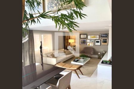 Apartamento à venda com 2 quartos, 132m² em Vila Nova Conceição, São Paulo